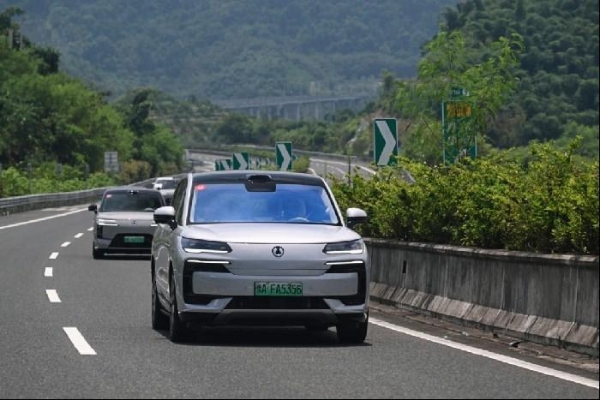 比亚迪全程护航丝路万里行，深圳收官再启海外征程
