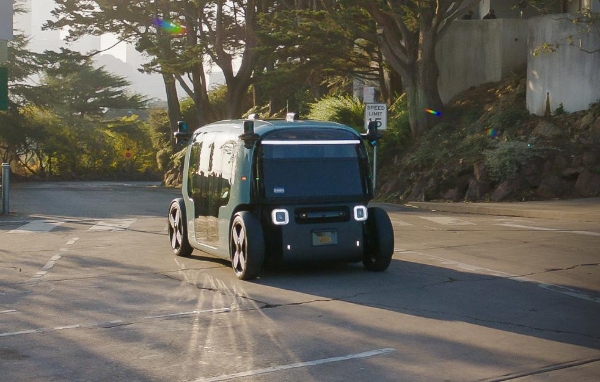 亚马逊旗下Zoox将在拉斯维加斯推出付费Robotaxi业务