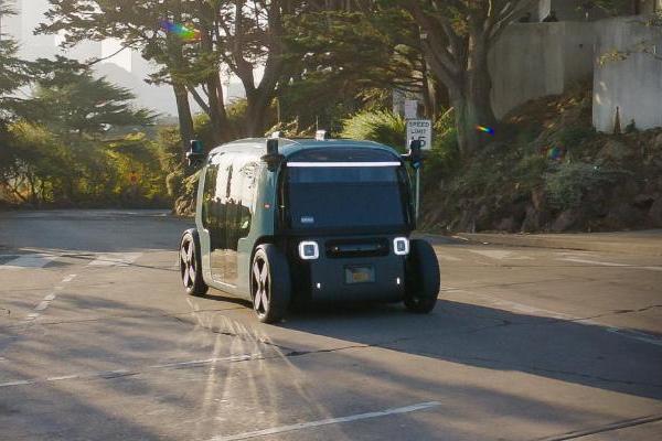 亚马逊旗下Zoox将在拉斯维加斯推出付费Robotaxi业务