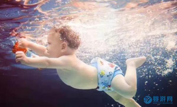 游泳真的能缓解宝宝过敏性鼻炎、哮喘吗