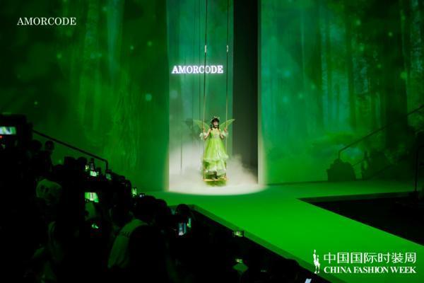 精灵仙子，梦幻童话--AMORCODE 2023春夏秀场发布