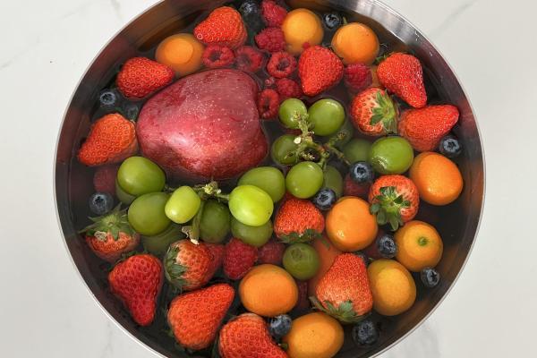 熬夜吃什么水果对身体好|熬夜吃什么水果对身体好？常吃七种水果比敷面膜有效