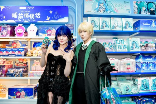 超懂上海年轻人情绪价值的氛围场来了！晨光文具与环球港正式达成战略合作