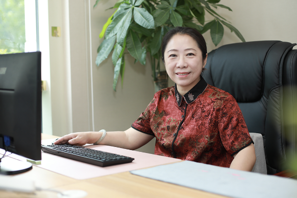 满族自网站建设智齿徐懿 www.tom.com