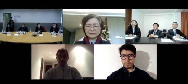 厄瓜多尔共和国总统吉列尔莫·拉索视频会见中国企业家