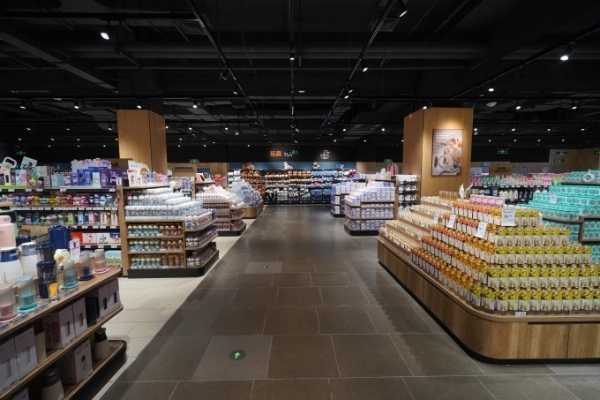 永辉宜昌首店开业，胖东来模式打造三峡品质消费新地标