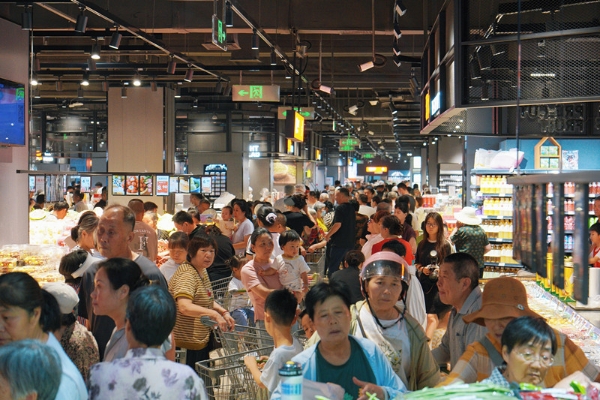 永辉吴江首家“胖改店”落户苏州吴江吾悦广场