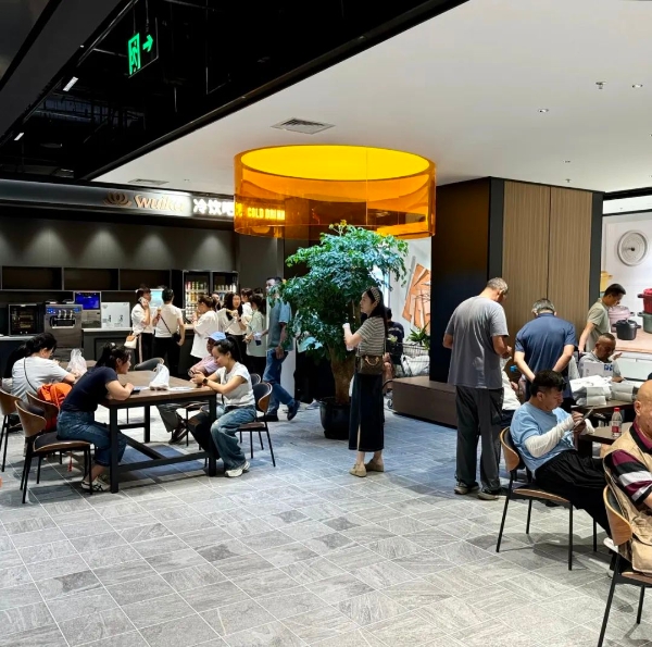 新疆汇嘉时代超市“胖东来”指导调改首店亮相