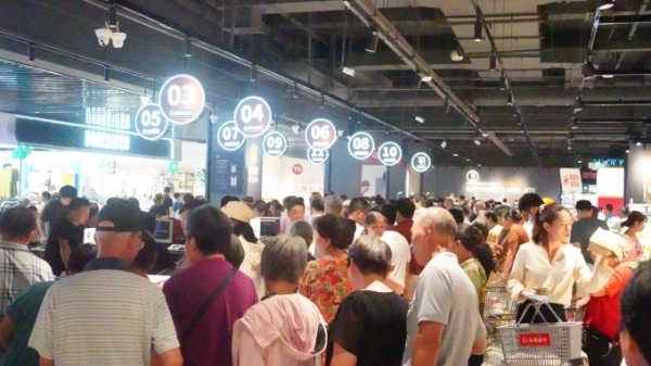 永辉超市绍首家“学习胖东来”自主调改店开业