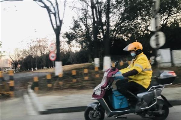 淘宝闪购、京东、饿了么与美团同日发文，抵制无序竞争