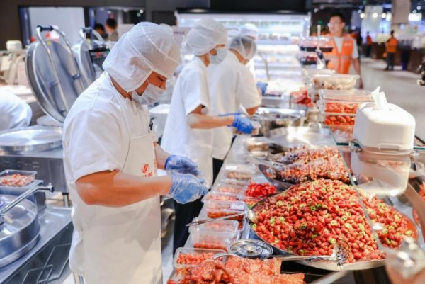 物美杭州“胖改店”两店连开，现制美食+便民服务齐上线