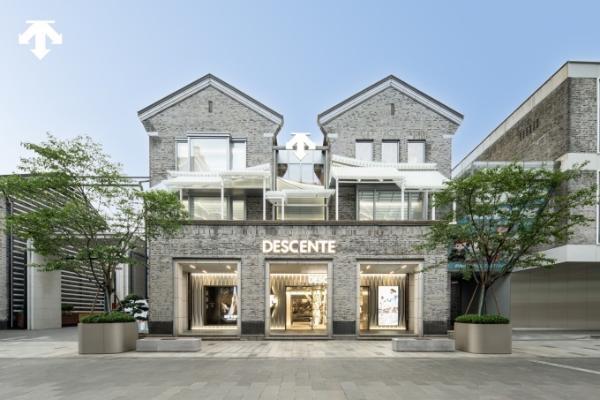 迪桑特DESCENTE HANGZHOU杭州城市概念店正式启幕