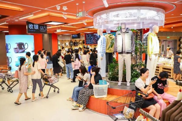 实探鹿岛成都首家城市旗舰店：凭什么做到70%复购率？