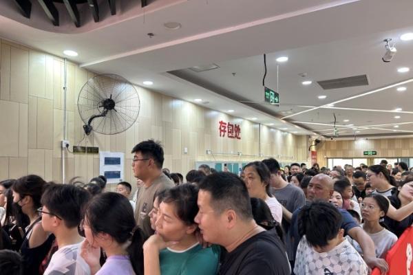 沭阳中央商场全新主力店京东折扣超市开业
