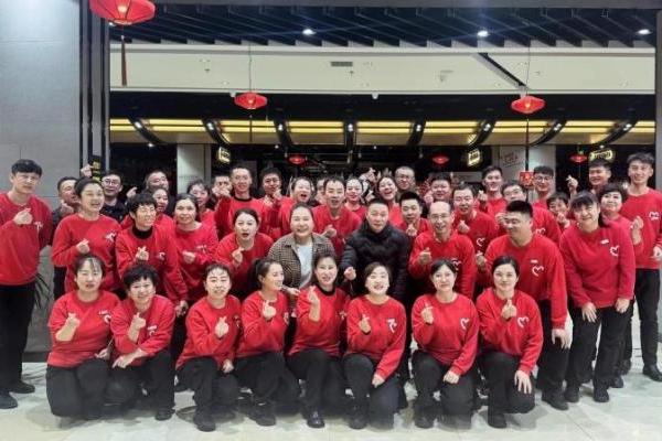真实惠营运总监任东：以“人”为核心 打造爱的团队