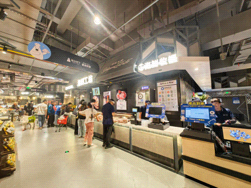 云南跑出一匹零售“黑马”，坚定学胖东来做精门店