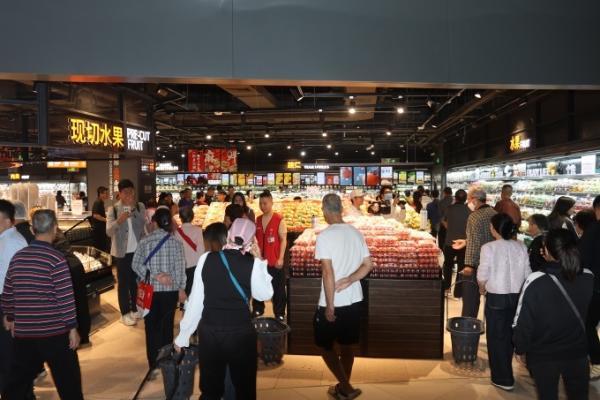 广州“胖永辉”双店焕新开业，完成广州主城网格化布局