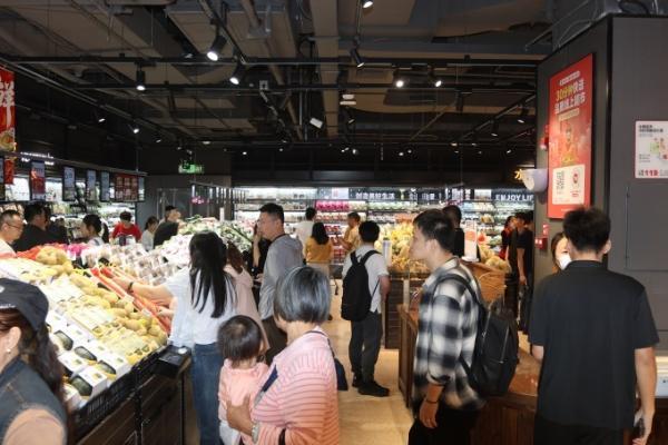 广州“胖永辉”双店焕新开业，完成广州主城网格化布局