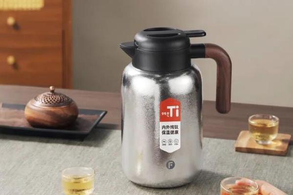 三年破亿、行业类目第一，41年国货品牌为何在京东卖爆了？