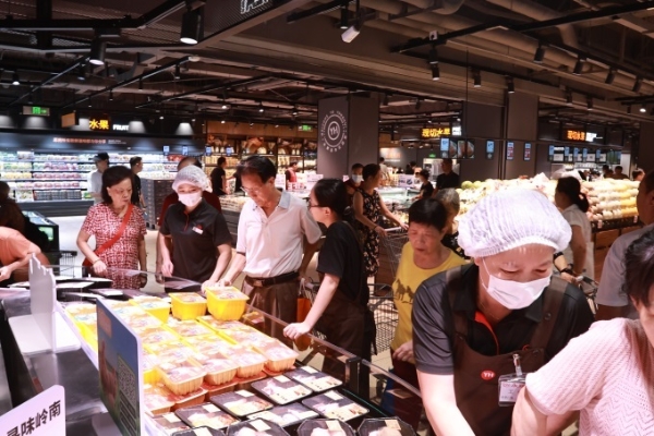 广州市区第二家“胖永辉”登陆中华广场