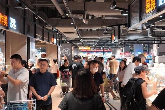 广州市区第二家“胖永辉”登陆中华广场