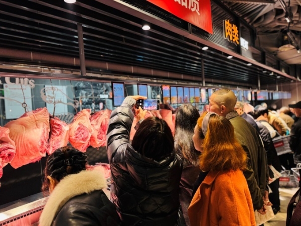 万州再迎“胖永辉”，永辉超市国贸店调改开业