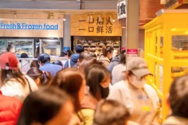 三只松鼠生活馆首家旗舰店开业