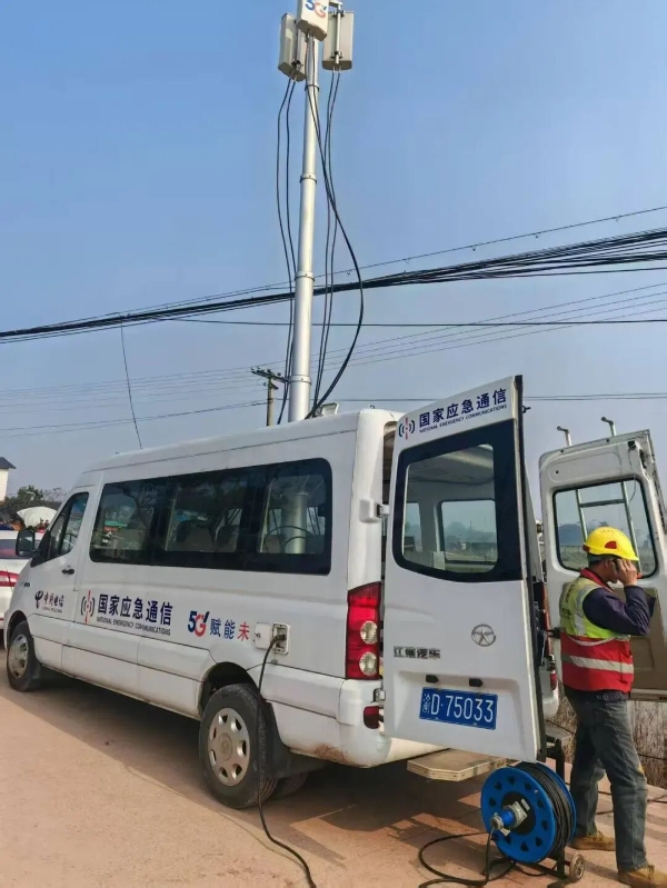 火爆全网的合川“刨猪宴”，三大运营商都来了