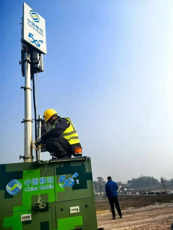 火爆全网的合川“刨猪宴”，三大运营商都来了