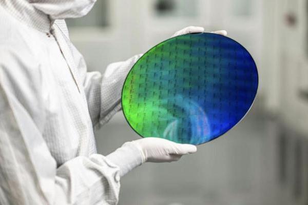 格罗方德：量子计算的未来取决于大规模量产