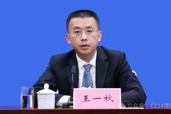 市场部、网络事业部双双换帅，中国移动在下什么棋？