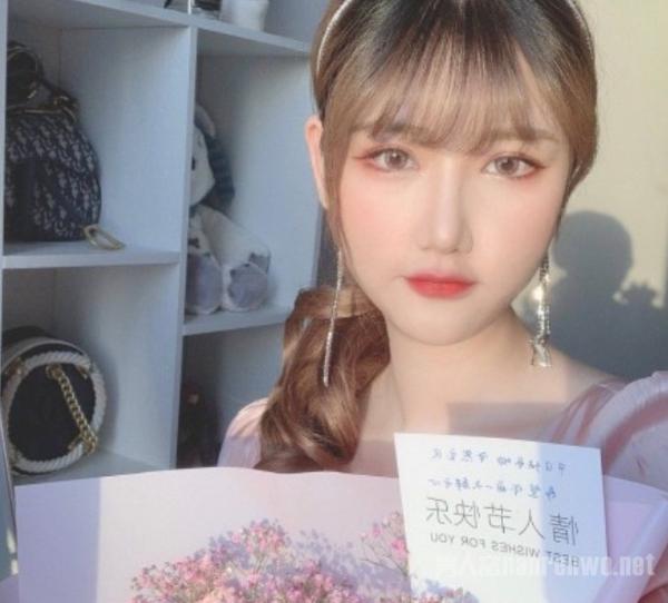 小虎安然分手评论区炸了网友还以为是谢安然