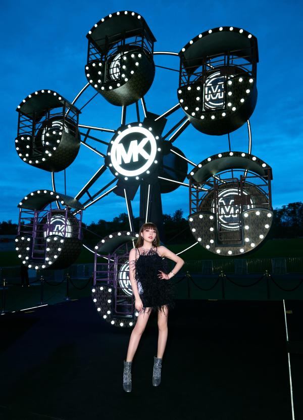 种梦音乐VaVa毛衍七新歌《RED》燃动MK“CLUB KORS乐界之夜”时尚派对