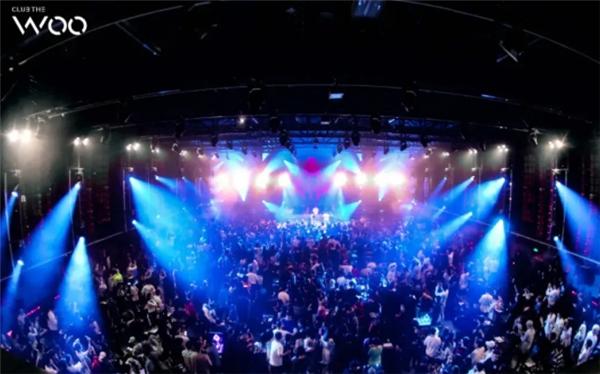 种梦音乐（D.M.G）GAI周延携妻子王斯然亮相海口CLUB WOO开业典礼