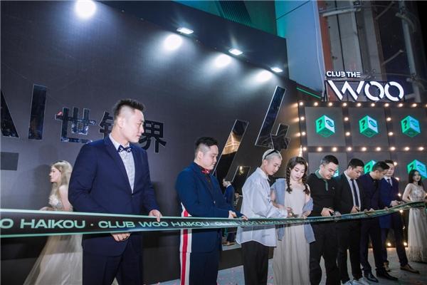 种梦音乐（D.M.G）GAI周延携妻子王斯然亮相海口CLUB WOO开业典礼