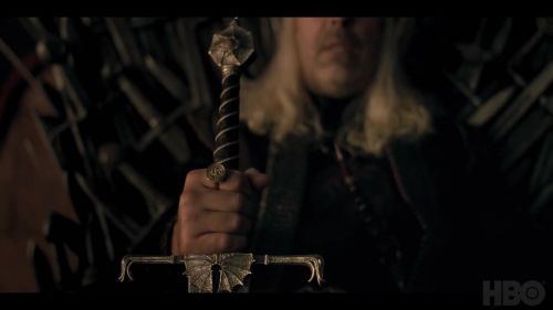 《权力的游戏》衍生剧《龙之家族》发布海报 8月21日开播