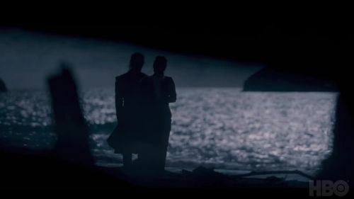 《权力的游戏》衍生剧《龙之家族》发布海报 8月21日开播