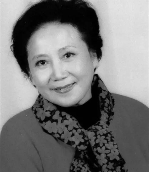 著名表演艺术家王蓓去世 曾出演《乌鸦与麻雀》《马兰花》等