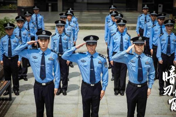 网剧《暗刃觉醒》今日热血开播 暗流涌动的阴谋逐渐被揭开