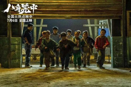 王宝强导演电影《八角笼中》：真诚打动观众的现实主义力作