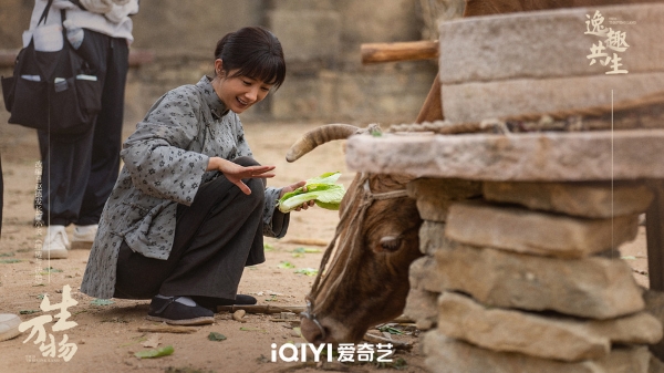 年代情感史诗剧《生万物》杀青，以角色命运抒写时代变革