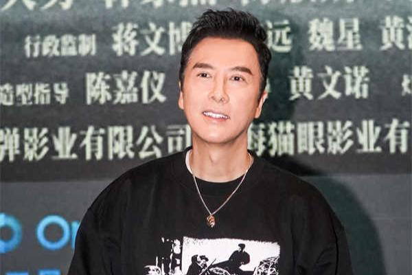 甄子丹吴镇宇《误判》武汉路演 “反叛中年”时隔36年再合作