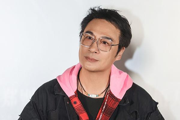 甄子丹吴镇宇“一武一文”搭档亮相《误判》武汉路演