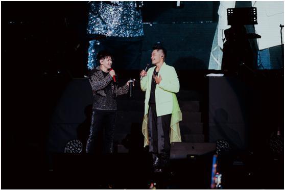 林志颖李玖哲马来西亚演唱会圆满举行 经典歌曲引发观众共鸣