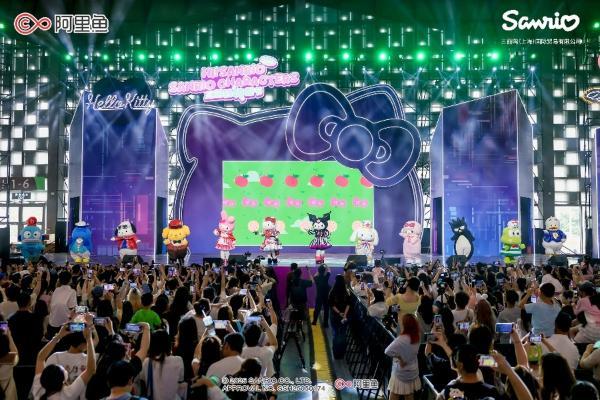 2025三丽鸥嗨翻节狂欢再启，超2万人奔赴这场夏日音乐派对！
