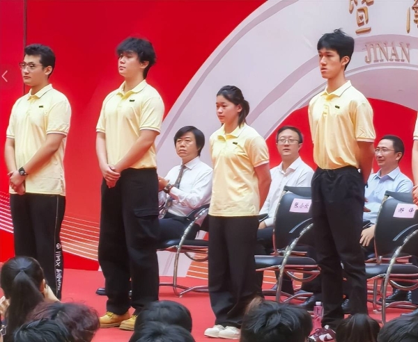 全红婵去暨南大学没法好好读书！网友真是多虑了