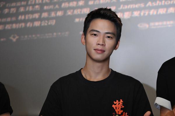 《营救飞虎》广州首映获观众喝彩 沉浸式观影引发集体共鸣