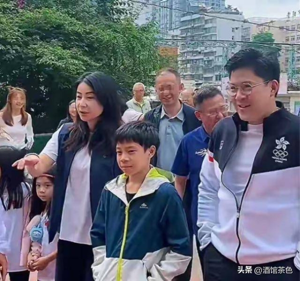 郭晶晶也没想到，儿子的“天价”学费曝光后，竟给所有人上了一课