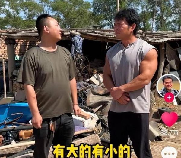 花1万当一天火锅店老板，李维刚赚7900，却被骂最不懂尊重的好人