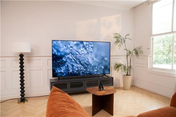 苏超决赛在即，TCL T7L Ultra以黑科技破解观看反光难题